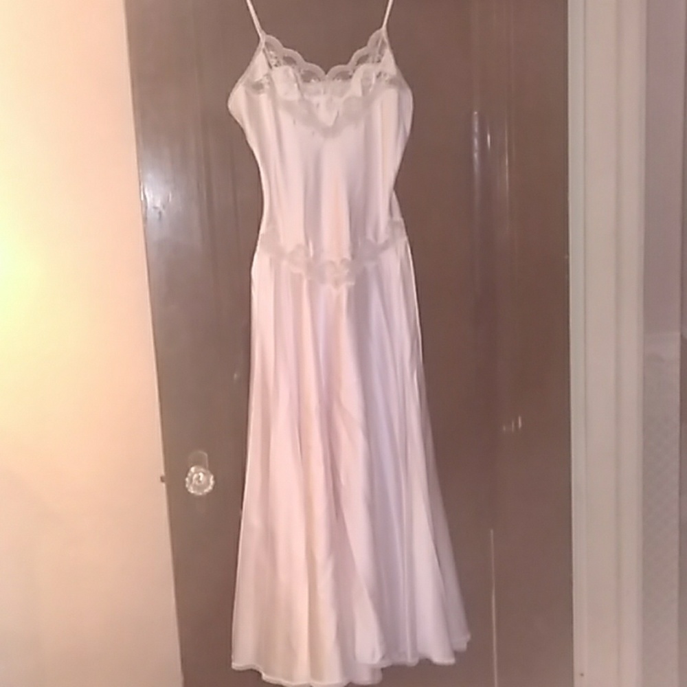 Night gown